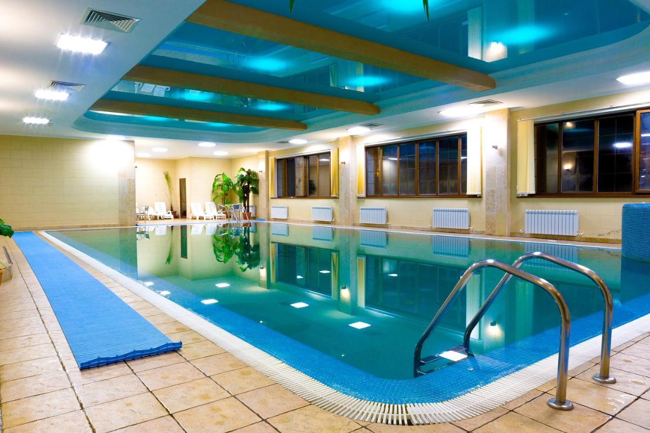 Park Hotel Kokshetau Shchuchinsk Ngoại thất bức ảnh