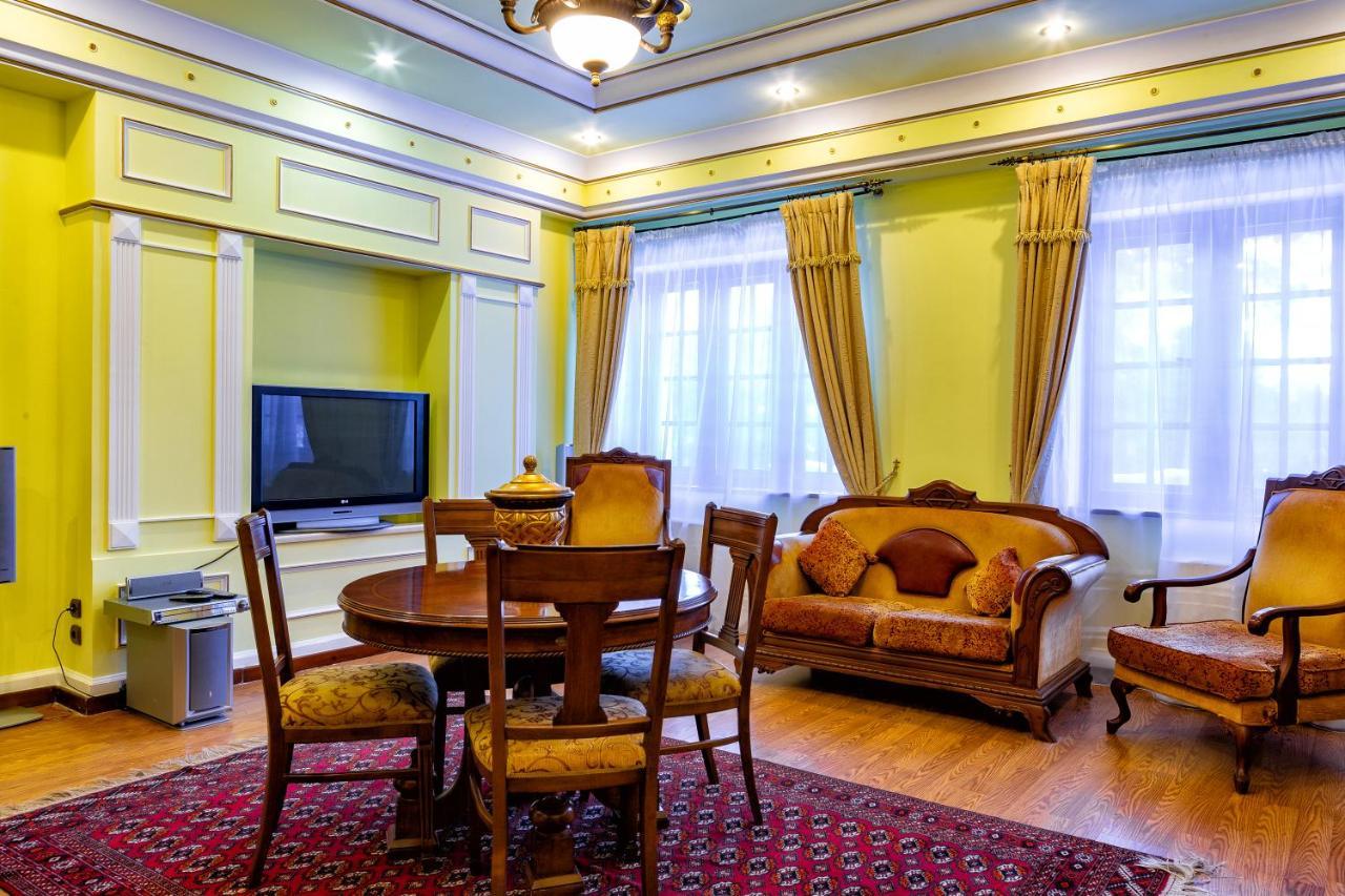 Park Hotel Kokshetau Shchuchinsk Ngoại thất bức ảnh
