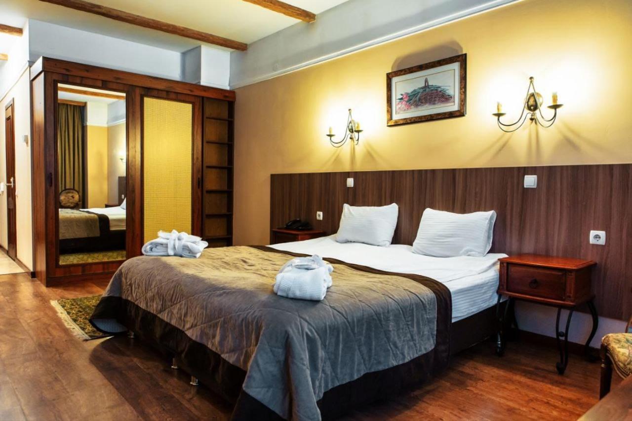 Park Hotel Kokshetau Shchuchinsk Ngoại thất bức ảnh