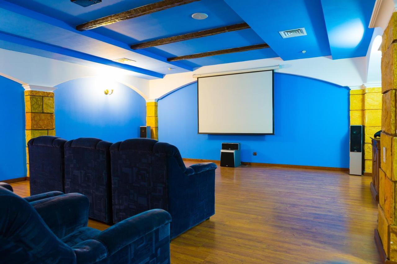 Park Hotel Kokshetau Shchuchinsk Ngoại thất bức ảnh