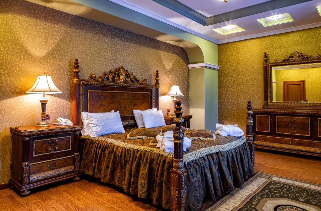 Park Hotel Kokshetau Shchuchinsk Ngoại thất bức ảnh